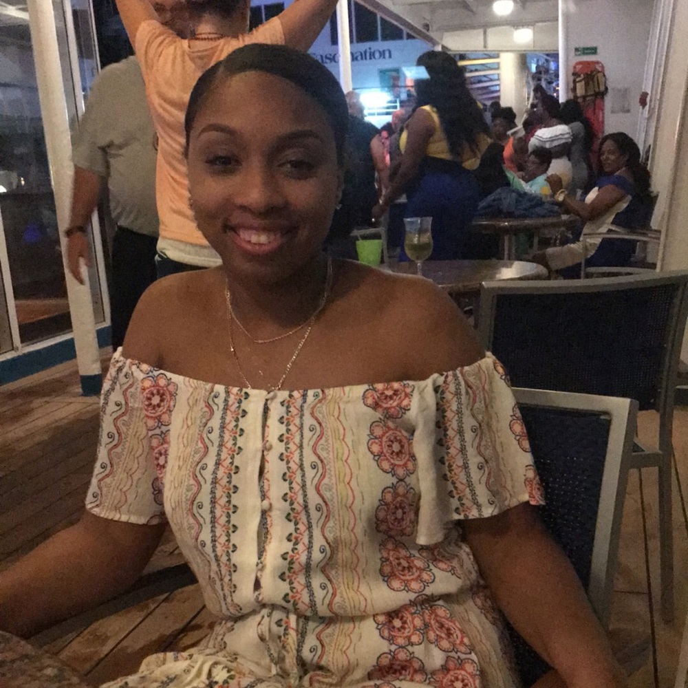 Meet your Posher, Jamisha